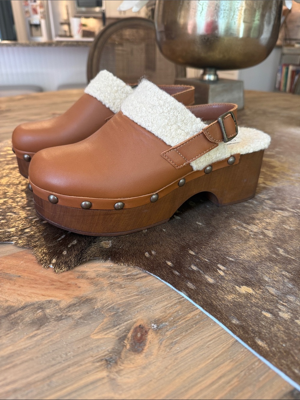 Cordani Women's Tan Leather Shearling Clog Slingback - made in Italy